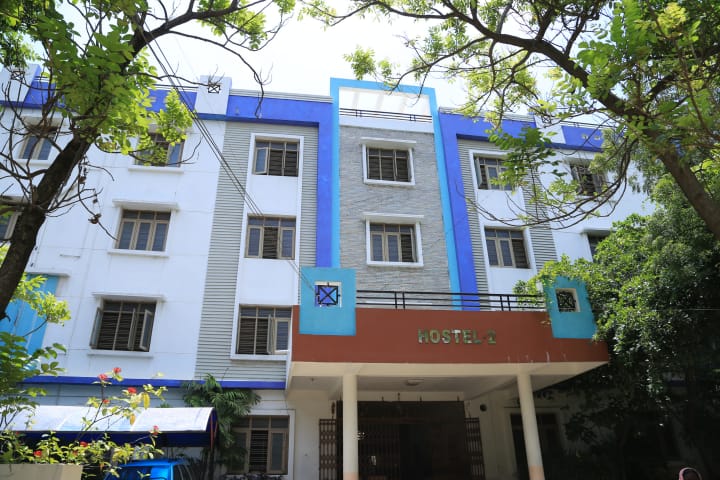 GNITS Hyderabad campus in Hyderabad, Telangana, India — photo 3