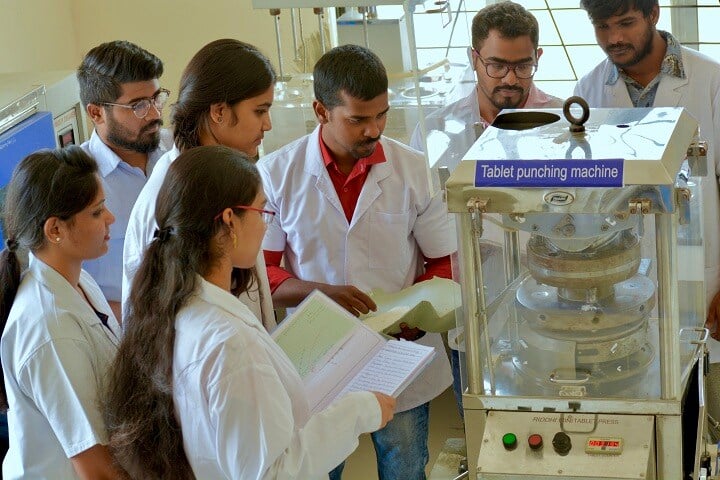 Malla Reddy Pharmacy College campus in Rangareddy, Telangana, India — photo 4
