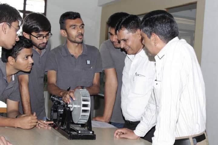 Darshan Institute of Computer Application campus in Rajkot, Gujarat, India — photo 6