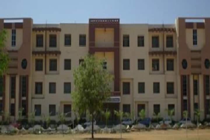 Malla Reddy College of Pharmacy campus in Secunderabad, Telangana, India — photo 1