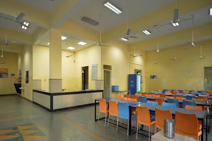 Hari Shankar Singhania School of Business campus in Jaipur, Rajasthan, India — photo 5