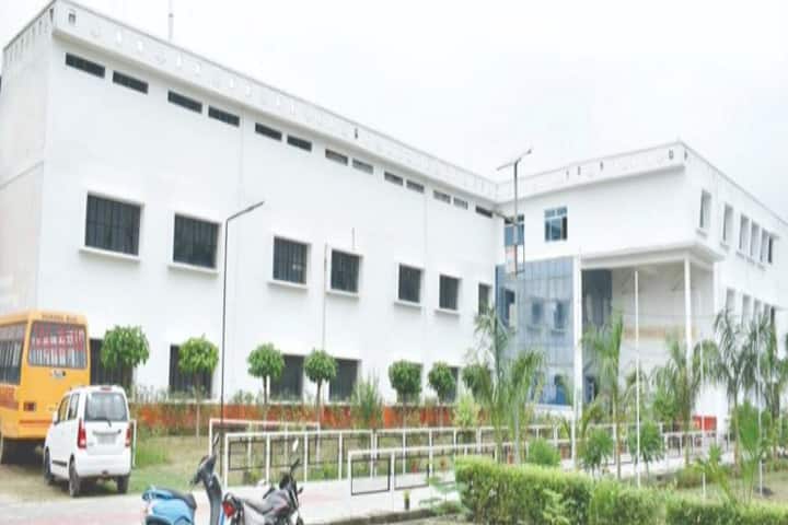 TRC Law College campus in Barabanki, Uttar Pradesh, India — photo 1