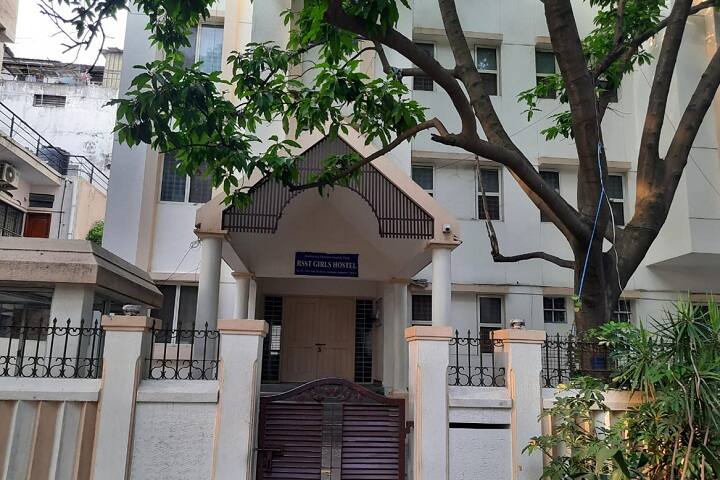RV Institute of Legal Studies campus in Bengaluru, Karnataka, India — photo 6