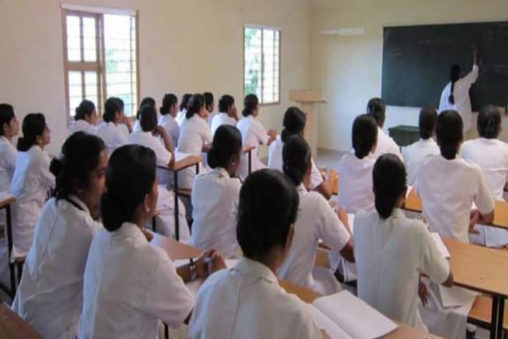 Adichunchanagiri College of Nursing campus in Mandya, Karnataka, India — photo 2