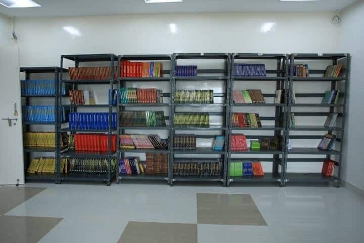Krishna Ayurved Medical College campus in Vadodara, Gujarat, India — photo 3
