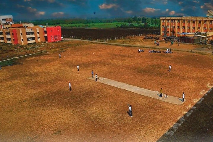 Vidyabharti Trust College of Master in Computer Application campus in Surat, Gujarat, India — photo 4