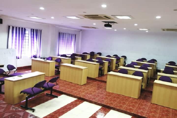 Tamilnadu School of Architecture campus in Karumathampatti, Tamil Nadu, India — photo 5