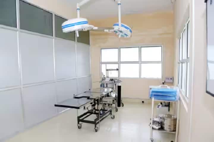 Beehive Ayurved Medical College and Hospital campus in Dehradun, Uttarakhand, India — photo 3