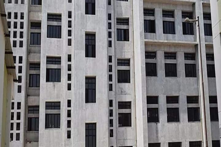 KK Wagh Institute of Pharmacy campus in Chandori, Maharashtra, India — photo 1