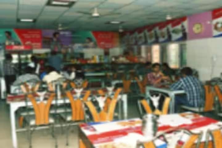 Shri Dhanwantry Ayurvedic College and Hospital campus in Chandigarh, India — photo 4