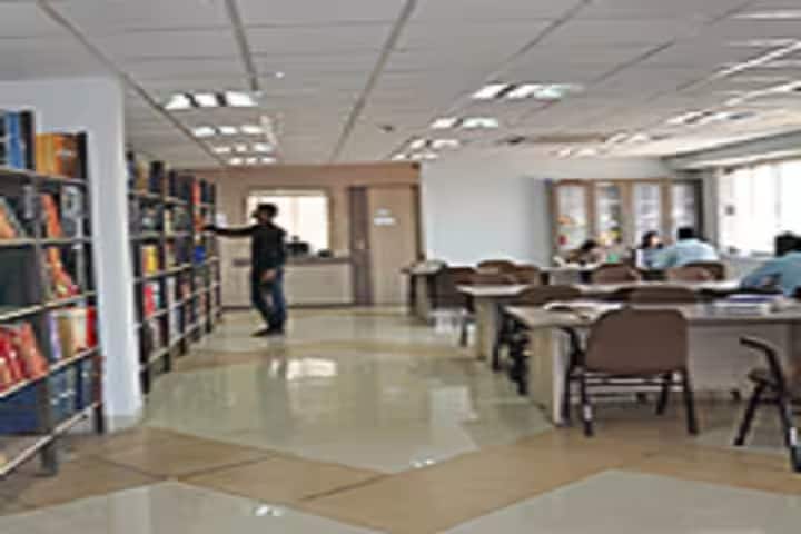 Indian Institute of Ayurvedic Pharmaceutical Sciences campus in Jamnagar, Gujarat, India — photo 5