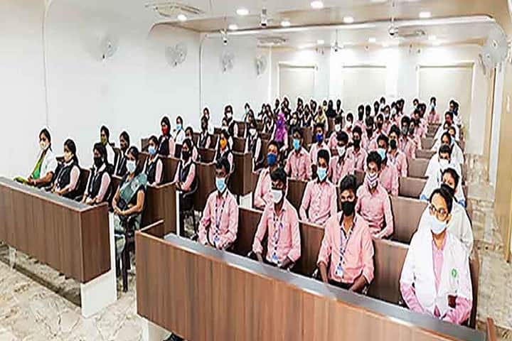 KK College of Pharmacy campus in Chennai, Tamil Nadu, India — photo 4