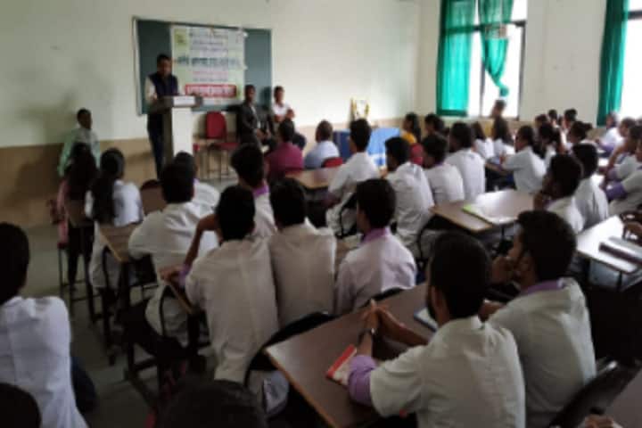 Matoshri Aasarabai Darade Ayurved College campus in Babhulgaon, Maharashtra, India — photo 2