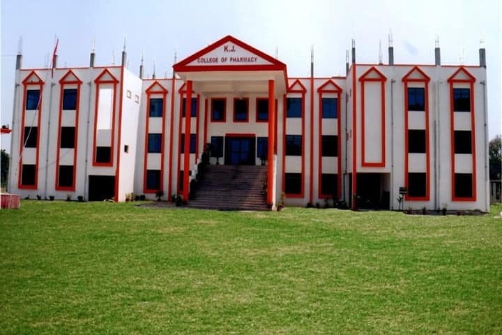 KJ College of Pharmacy campus in Varanasi, Uttar Pradesh, India — photo 1