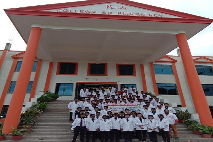 KJ College of Pharmacy campus in Varanasi, Uttar Pradesh, India — photo 2