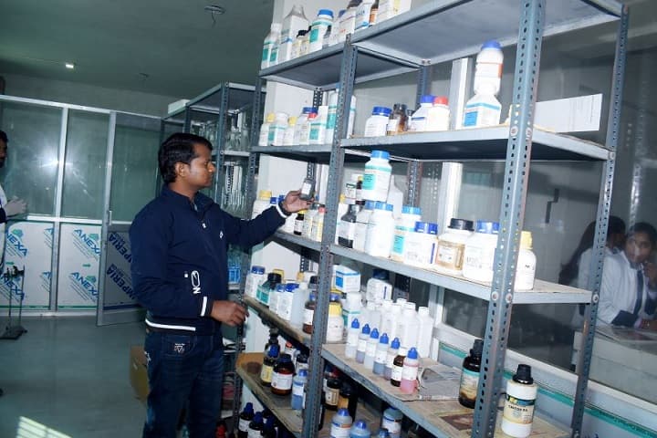 KJ College of Pharmacy campus in Varanasi, Uttar Pradesh, India — photo 5