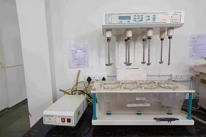 Khyati College of Pharmacy campus in Ahmedabad, Gujarat, India — photo 4