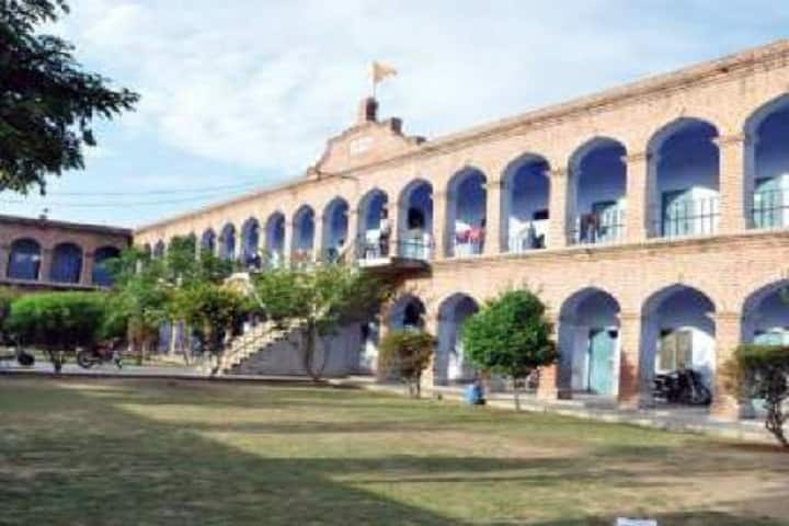 Khalsa College of Pharmacy campus in Amritsar, Punjab, India — photo 4