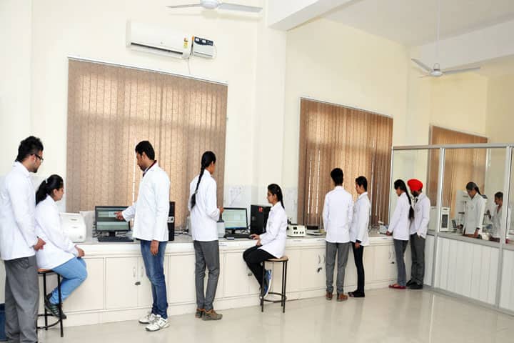 Khalsa College of Pharmacy campus in Amritsar, Punjab, India — photo 6
