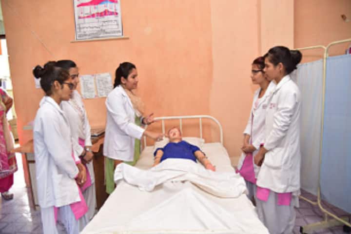 SVM Nursing College campus in Rohtak, Haryana, India — photo 4