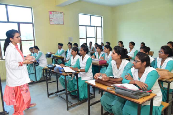 SVM Nursing College campus in Rohtak, Haryana, India — photo 6