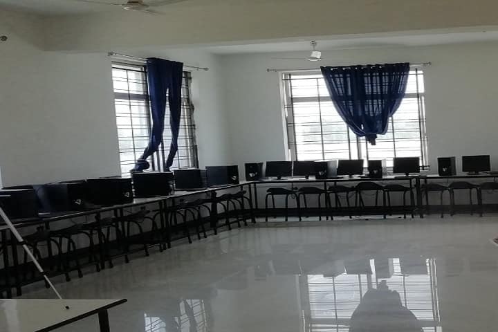 Khajuraho Institute of Pharmaceutical Sciences campus in Chhatarpur, Madhya Pradesh, India — photo 2