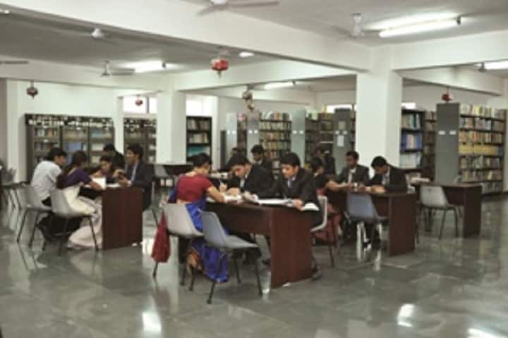 Indian Institute of Finance (IIF) Greater Noida campus in Greater Noida, Uttar Pradesh, India — photo 5