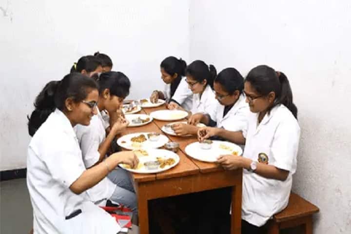 Hanuman Shikshan Prasarak Mandal's Ayurvedic Medical College campus in Peth, Maharashtra, India — photo 3