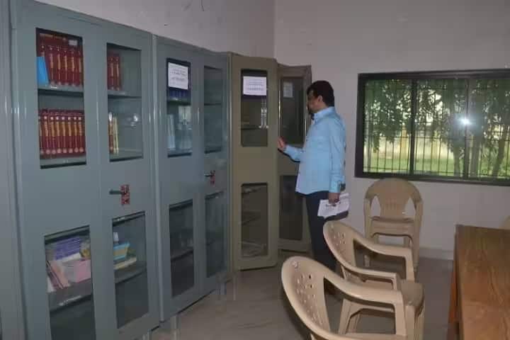 Netra Chikitsa Trust Ayurvedic College and Hospital campus in Amreli, Gujarat, India — photo 6
