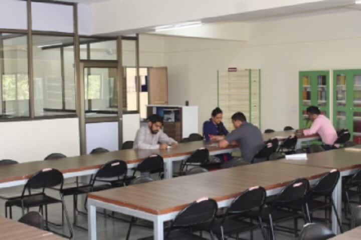 Manjushree Research Institute of Ayurvedic Science campus in Gandhinagar, Gujarat, India — photo 3