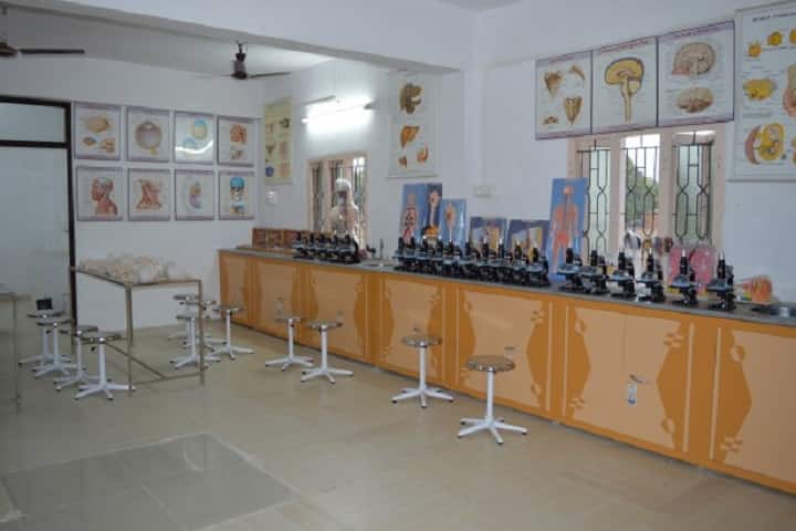Jay Jalaram Homeopathic Medical College campus in Panchmahal, Gujarat, India — photo 2
