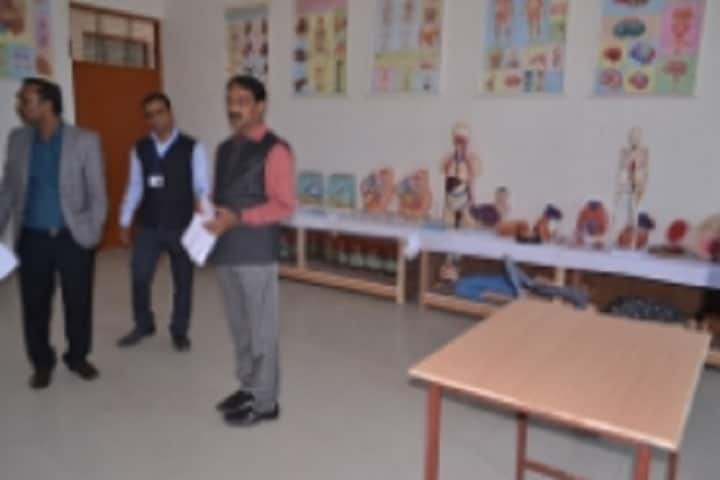 Shri Krishna Ayurvedic Medical College and Hospital campus in Varanasi, Uttar Pradesh, India — photo 4