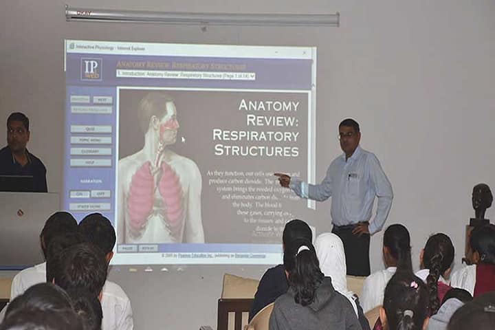 Shri Shamlaji Homoeopathic Medical College and Research Institute campus in Godhra, Gujarat, India — photo 3