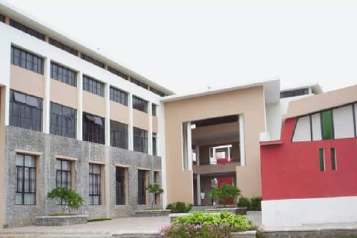Vaagdevi College of Physiotherapy campus in Hanamkonda, Telangana, India — photo 5