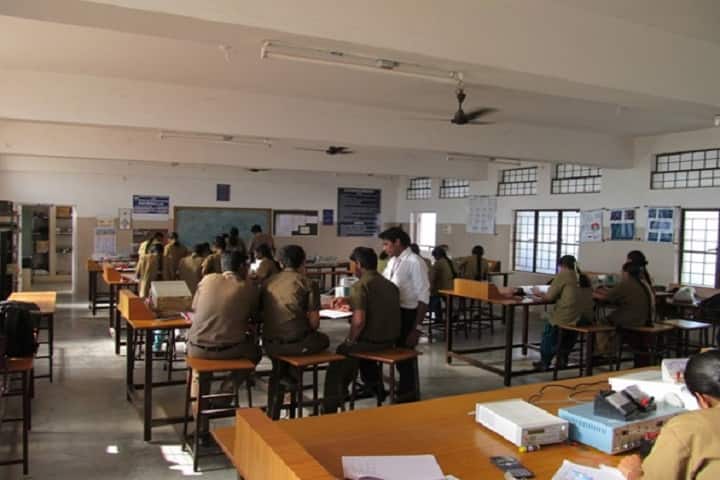 Saranathan College of Engineering campus in Tiruchirappalli, Tamil Nadu, India — photo 3