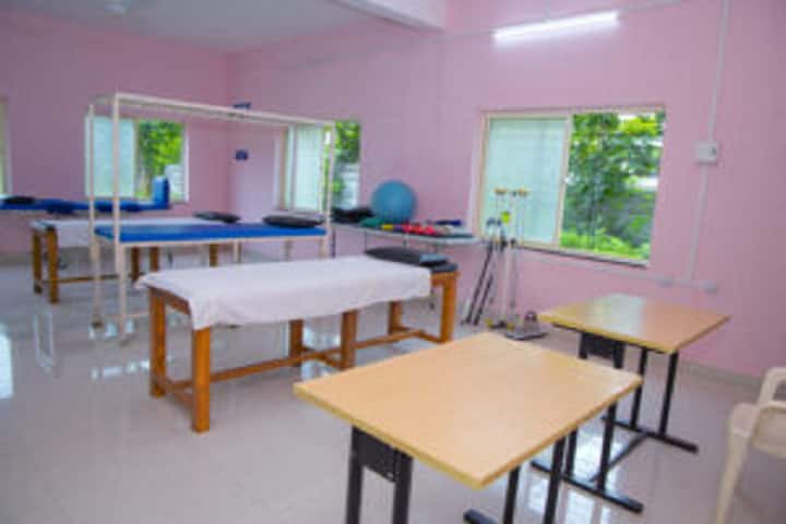 Jijamata College of Physiotherapy campus in Beed, Maharashtra, India — photo 5