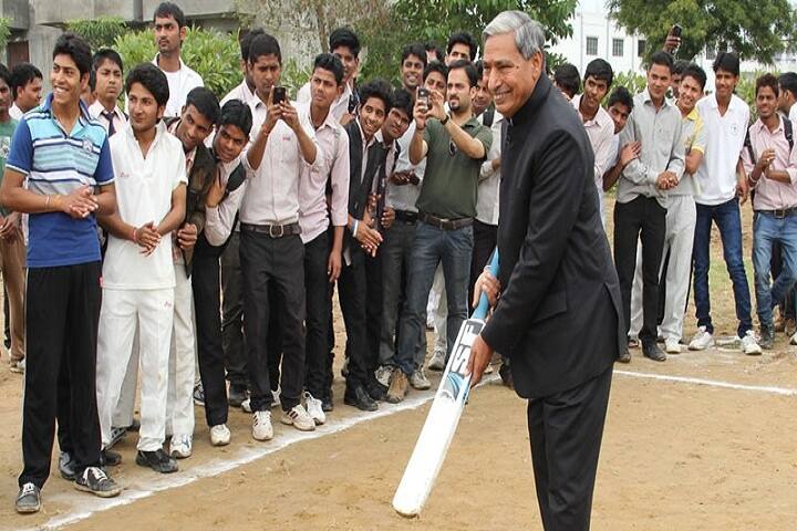 Maa Pitambara College of Pharmacy campus in Agra, Uttar Pradesh, India — photo 2
