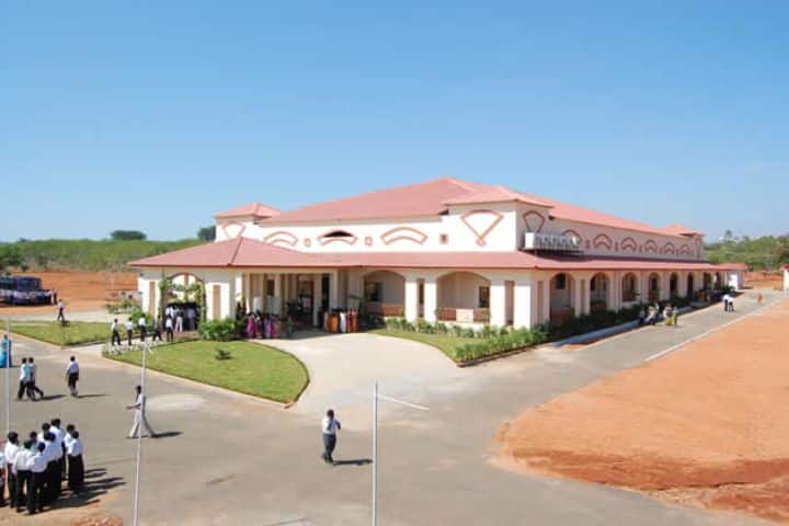 Tamilnadu College of Engineering campus in Karumathampatti, Tamil Nadu, India — photo 5