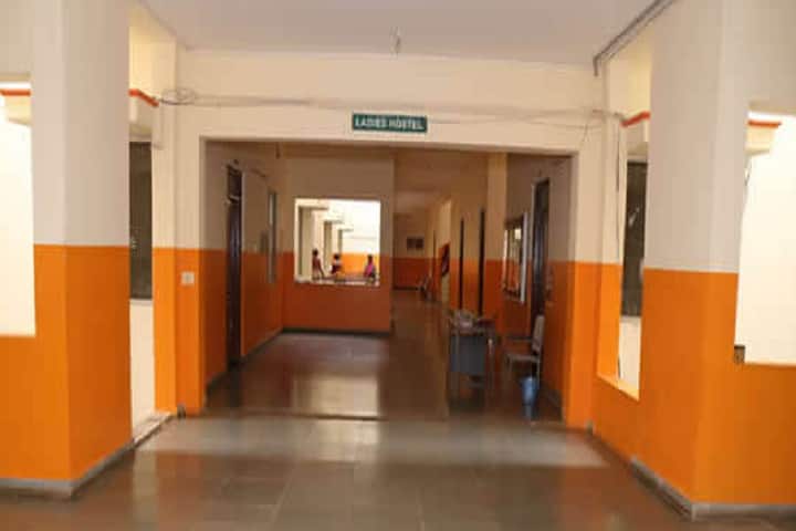 Tamilnadu College of Engineering campus in Karumathampatti, Tamil Nadu, India — photo 6