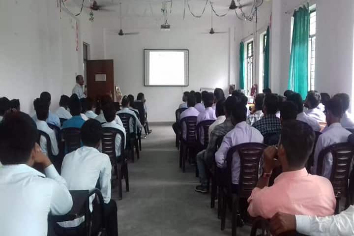 Maa Bhagwati College of Pharmacy campus in Lucknow, Uttar Pradesh, India — photo 5