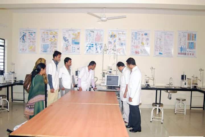 Luqman College of Pharmacy campus in Kalaburagi, Karnataka, India — photo 4