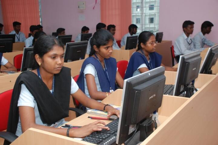 Vandayar Engineering College campus in Thanjavur, Tamil Nadu, India — photo 3