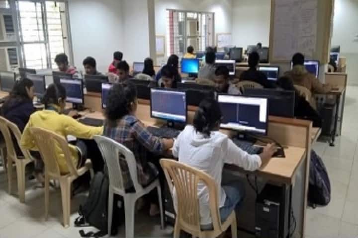 Shantaben Manubhai Patel School of Studies and Research in Architecture and Interior Design campus in Vallabh Vidhyanagar, Gujarat, India — photo 5
