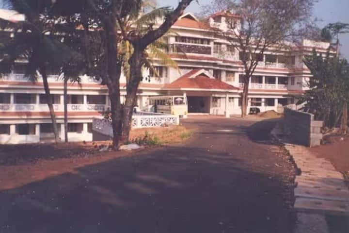 St Thomas College of Nursing campus in Changanassery, Kerala, India — photo 1