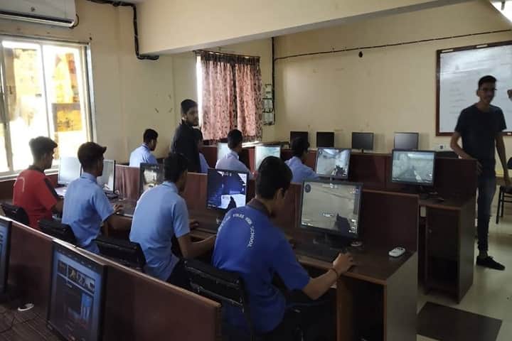 Bhagwan Mahavir College of Computer Application campus in Surat, Gujarat, India — photo 6