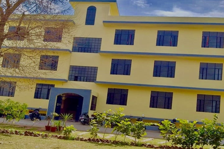 Laxmi College of Pharmacy campus in Jaipur, Rajasthan, India — photo 1