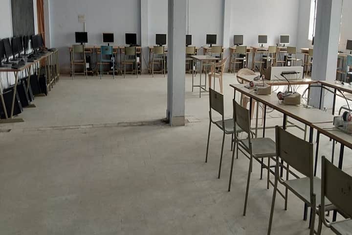 Laxmi College of Pharmacy campus in Jaipur, Rajasthan, India — photo 2