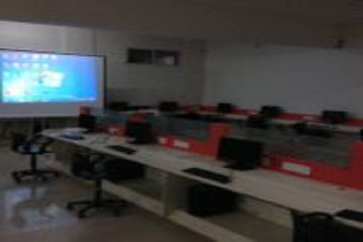 Yashoda College of Architecture campus in Satara, Maharashtra, India — photo 5