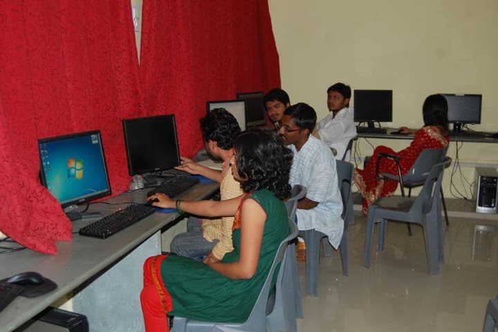 SSMS College of Architecture campus in Solapur, Maharashtra, India — photo 5