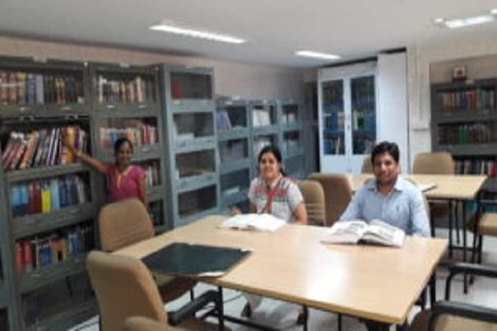 St Isabel's School of Nursing campus in Chennai, Tamil Nadu, India — photo 4